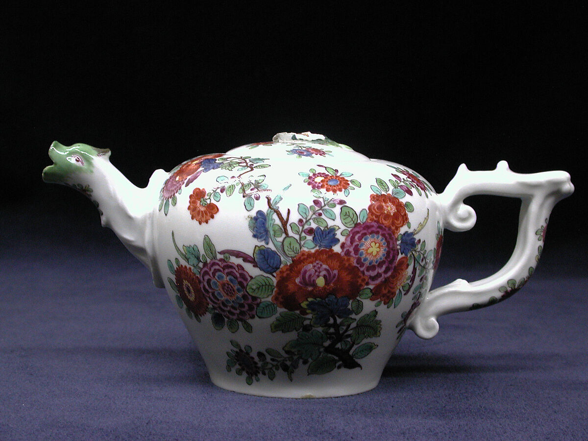 Teapot, Imperial Porcelain Manufactory  (Vienna, 1744–1864), Hard-paste porcelain, Austrian, Vienna 
