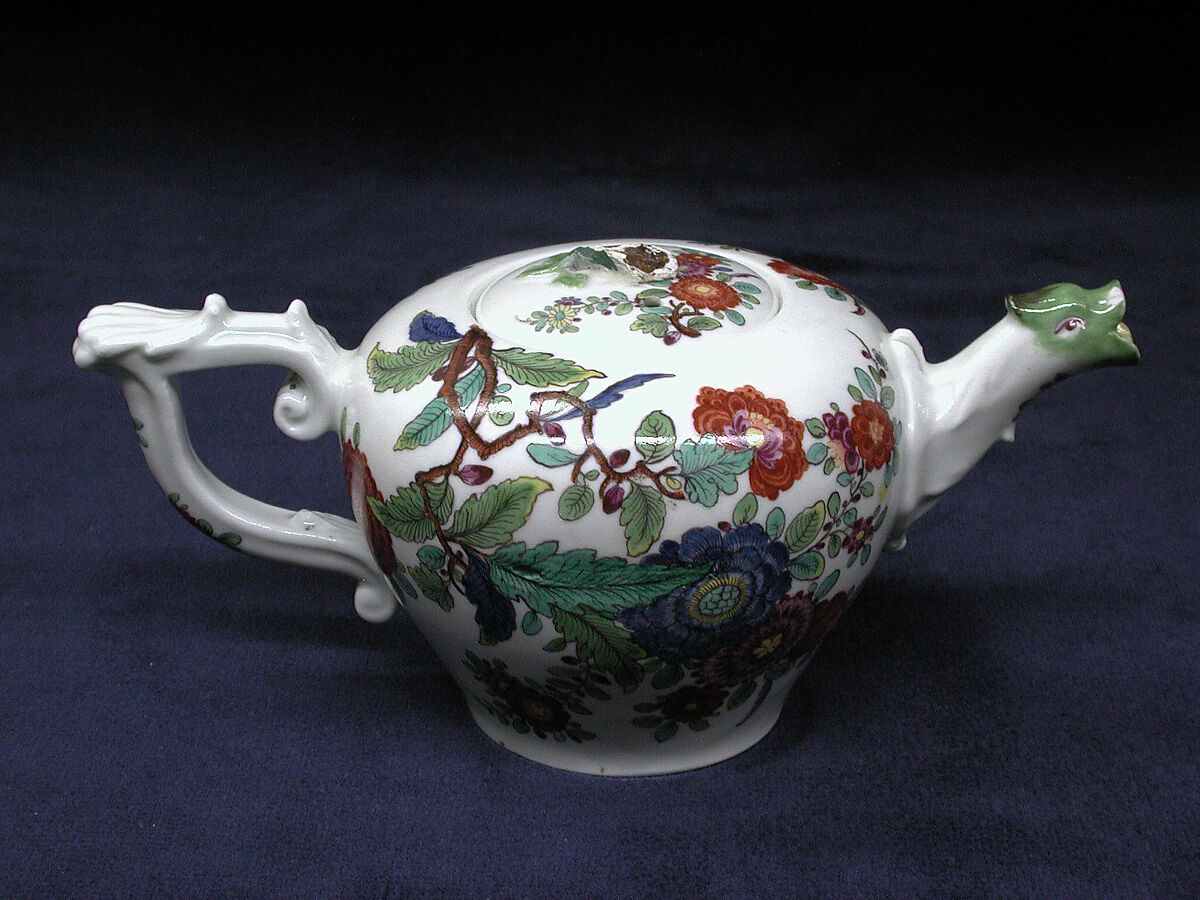 Teapot, Imperial Porcelain Manufactory  (Vienna, 1744–1864), Hard-paste porcelain, Austrian, Vienna