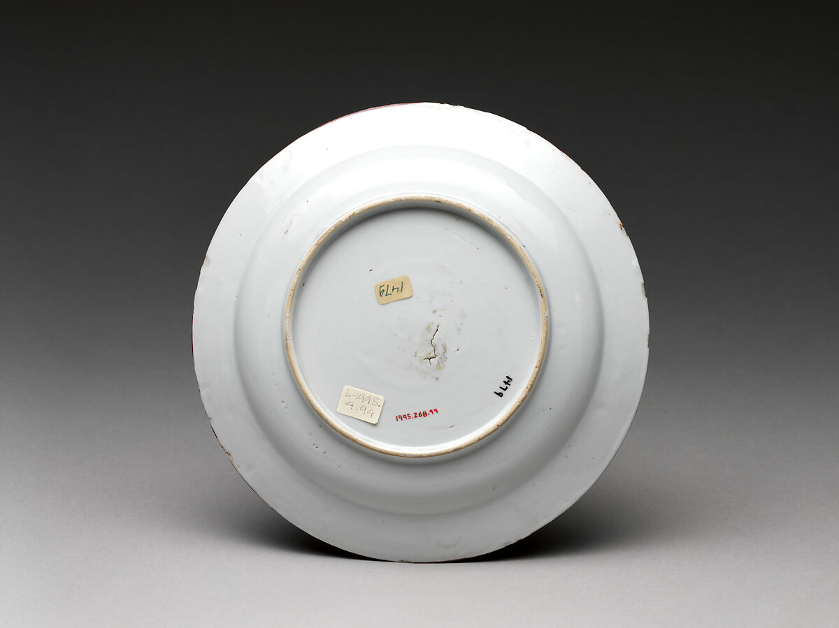 Dish with flowers and birds, Hard-paste porcelain (Jingdezhen ware), Chinese with Dutch decoration