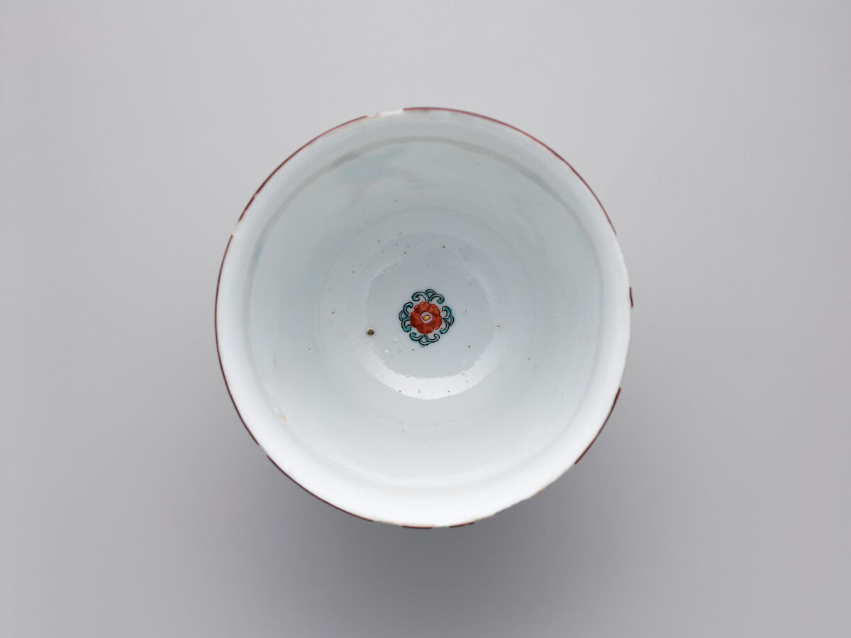 Cup and saucer with the Chinese story of Sima Guang, Hard-paste porcelain decorated with colored enamels over transparent glaze (Jingdezhen ware), Chinese with Dutch decoration