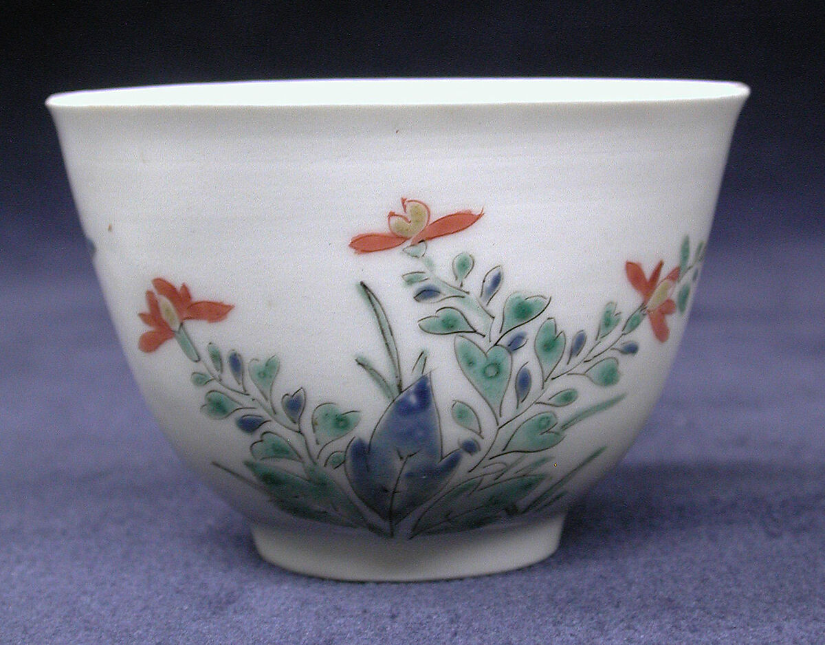 Teabowl, Hard-paste porcelain, Japanese, for European market 