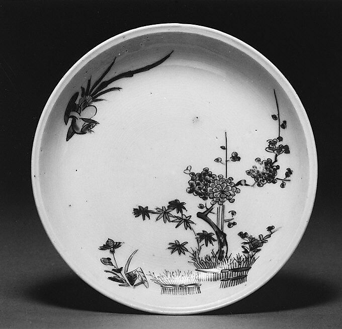 Saucer, Hard-paste porcelain, Japanese, for European market 