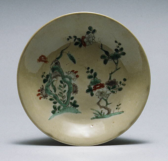 Saucer, Hard-paste porcelain, Chinese, for European market 