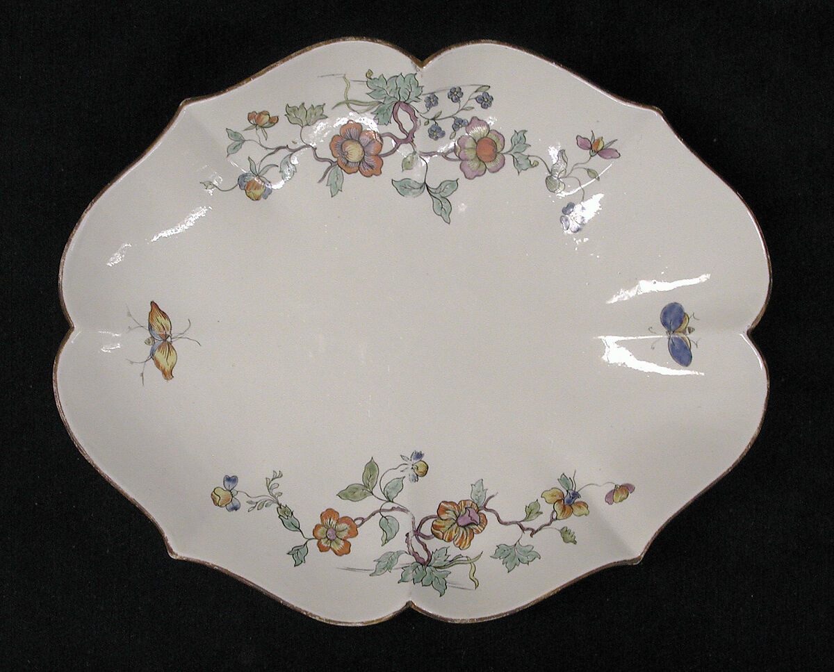Tray, Chantilly (French), Tin-glazed soft-paste porcelain, French, Chantilly 