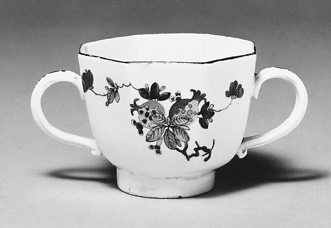 Cup, Imperial Porcelain Manufactory  (Vienna, 1744–1864), Hard-paste porcelain, Austrian, Vienna 