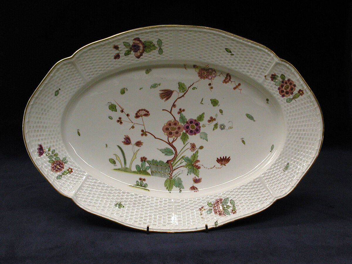 Platter, Frankenthal Porcelain Manufactory (German), Hard-paste porcelain, German, Frankenthal 