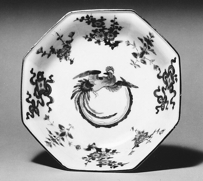 Dish, Hard-paste porcelain, Japanese, for European market 