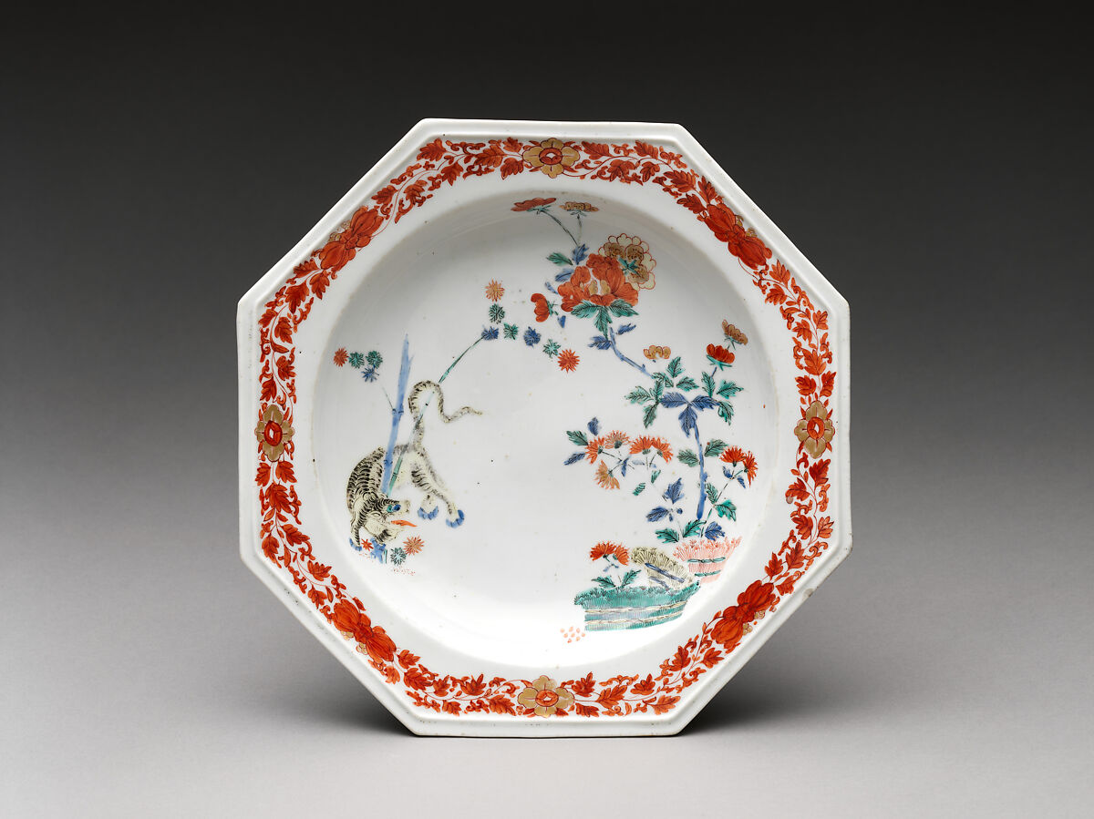 Plate with tiger and bamboo, Chelsea Porcelain Manufactory (British, 1744–1784), Soft-paste porcelain painted with colored enamels over transparent glaze, British, Chelsea 