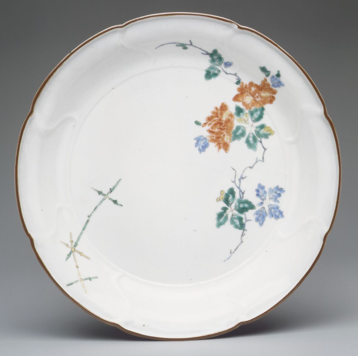 Dish, Hard-paste porcelain, Japanese, for European market 