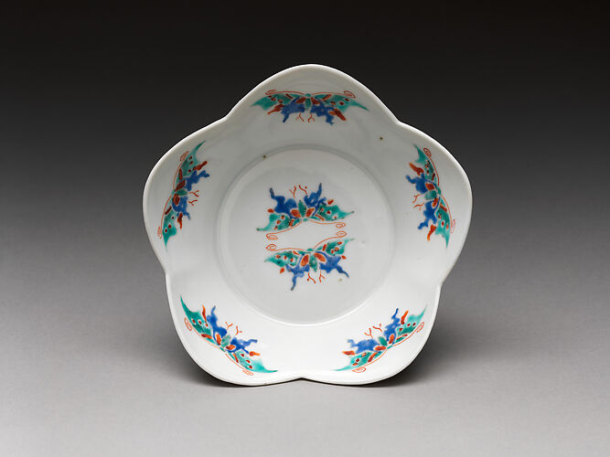 Saucer with butterflies