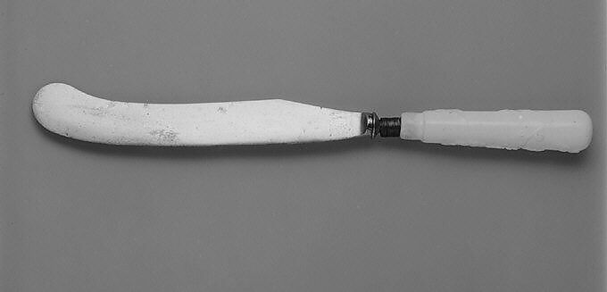 Knife, possibly Saint-Cloud factory (French, mid-1690s–1766), Soft-paste porcelain, French, possibly Saint-Cloud 