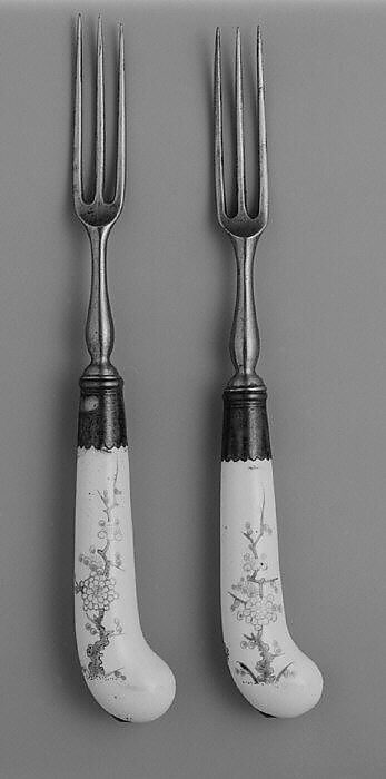 Two forks, Chantilly (French), Tin-glazed soft-paste porcelain, French, Chantilly 