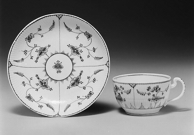 Cup and saucer, Tournai (Belgian, established ca. 1750), Soft-paste porcelain, Belgian, Tournai 