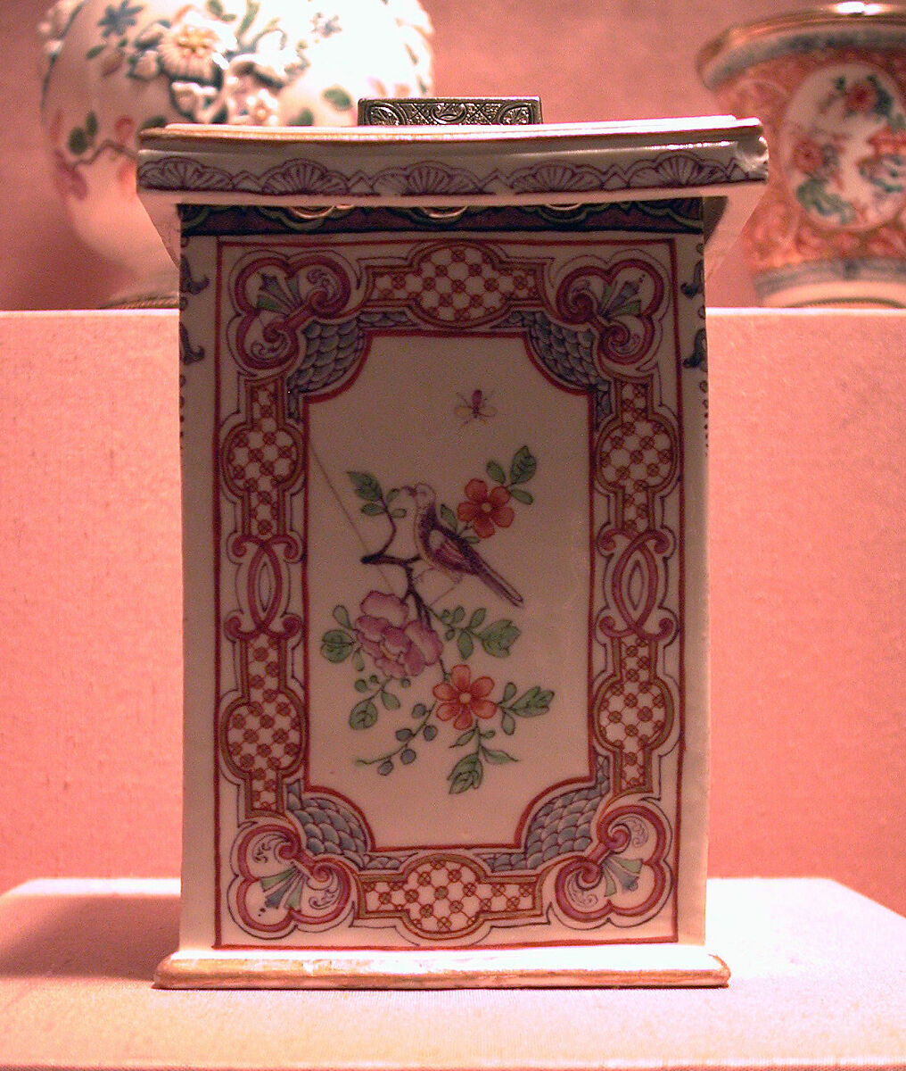 Tobacco box with cover, Vienna, Hard-paste porcelain, silver gilt, Austrian, Vienna 