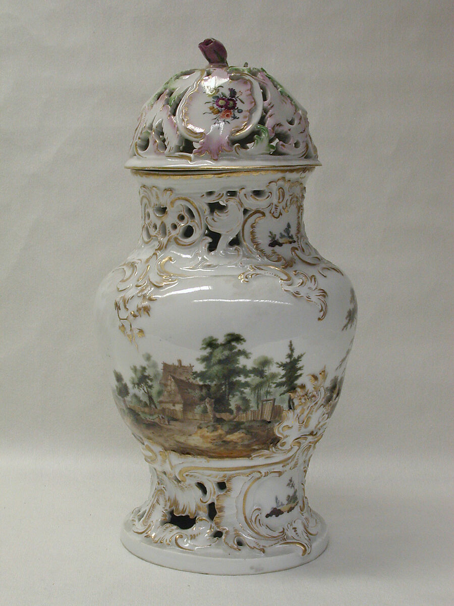 Potpourri vase, Fürstenberg Porcelain Manufactory (German, founded 1747), Hard-paste porcelain, German, Fürstenberg 