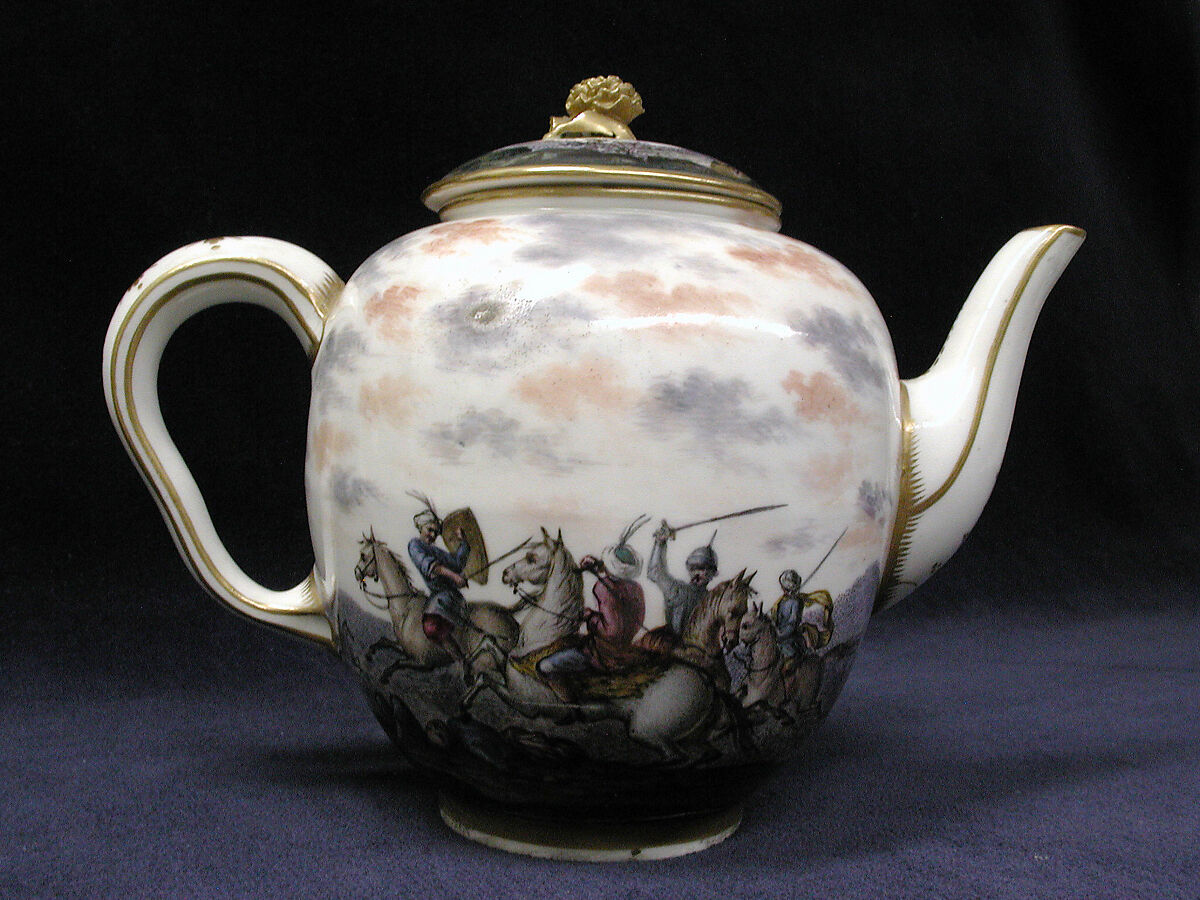 Teapot (part of a set), Capodimonte Porcelain Manufactory (Italian, 1740/43–1759), Soft-paste porcelain, Italian, Naples 