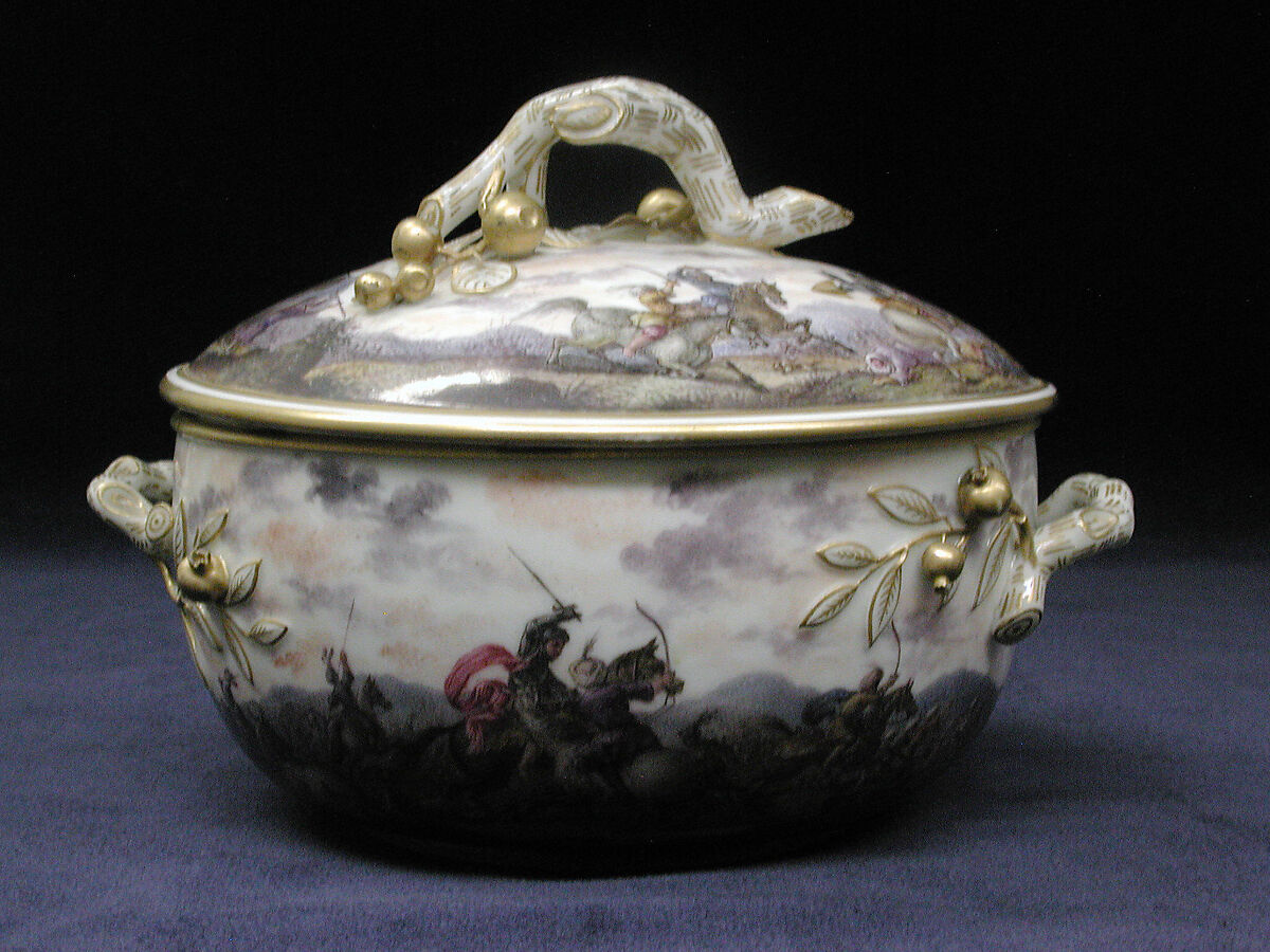 Bowl (part of a service), Capodimonte Porcelain Manufactory (Italian, 1740/43–1759), Soft-paste porcelain, Italian, Naples 