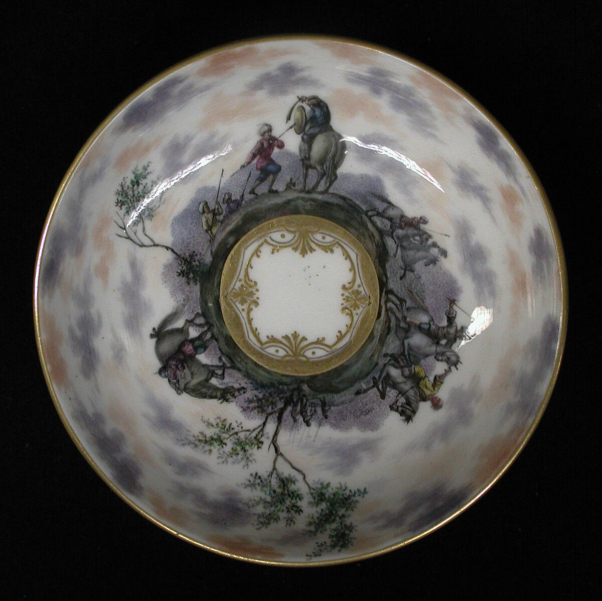 Saucer (part of a service), Capodimonte Porcelain Manufactory (Italian, 1740/43–1759), Soft-paste porcelain, Italian, Naples 