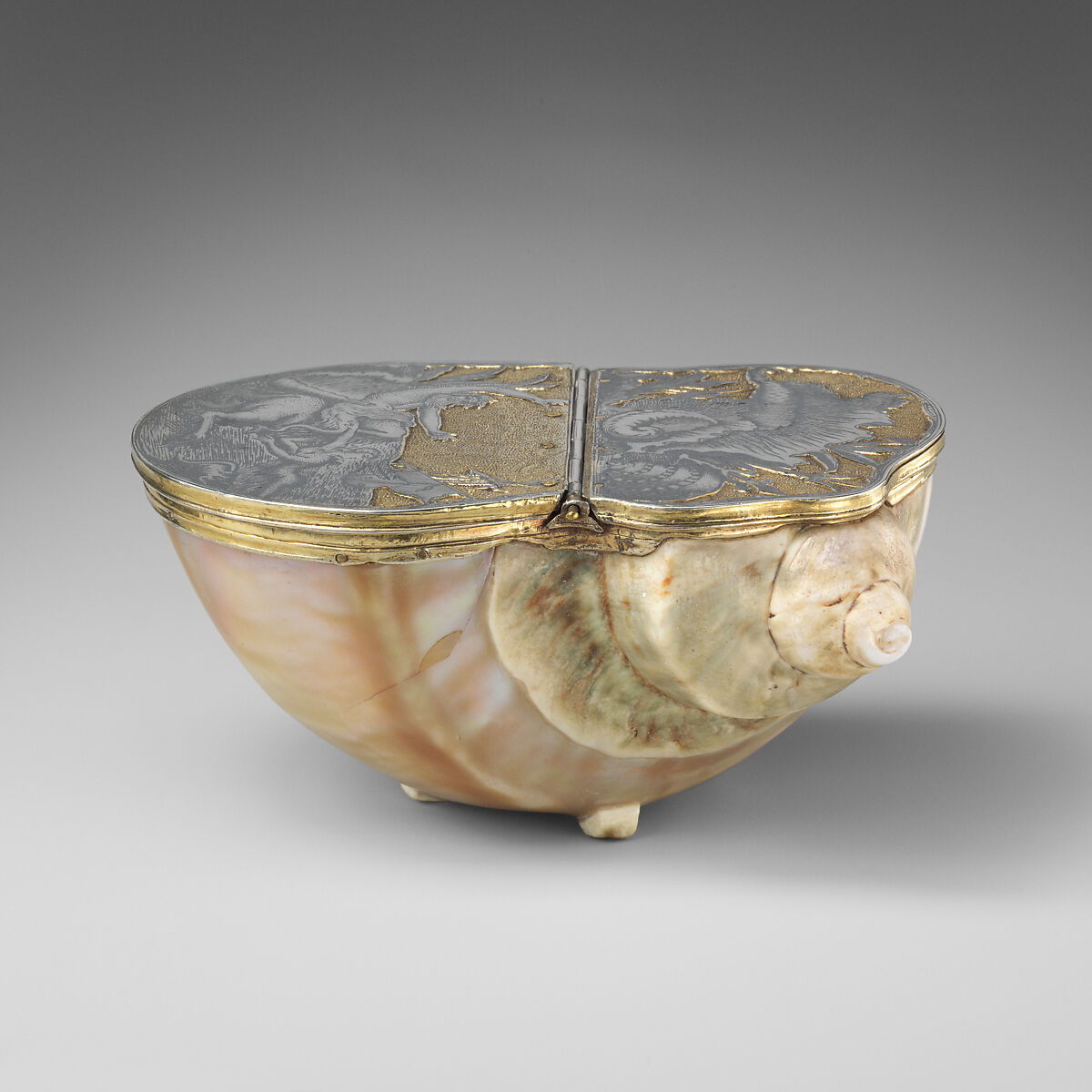 Table snuffbox, Niello scenes after a print entitled Naufrage (Shipwreck) by Jacques de Lajoüe (French, Paris 1686–1761 Paris)  , published in Paris 1736, Green Turban snail shell; gilded, matted, punched, and engraved silver; niello, Russian, probably Velikiy Ustyug