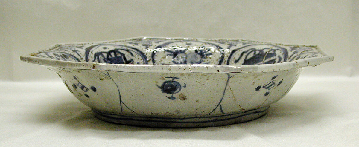 Octagonal dish, Porcellaneous white stoneware, possibly Middle Eastern, for export market