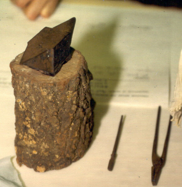Anvil with stump base, Iron, tree stump, Italian, Naples 