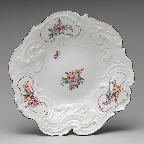 Chelsea Porcelain Manufactory | Plate decorated with Japanese Kakiemon ...