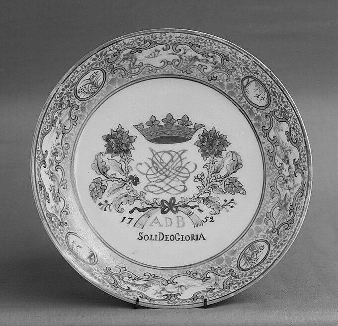Saucer, Hard-paste porcelain, Chinese, for Continental European market 