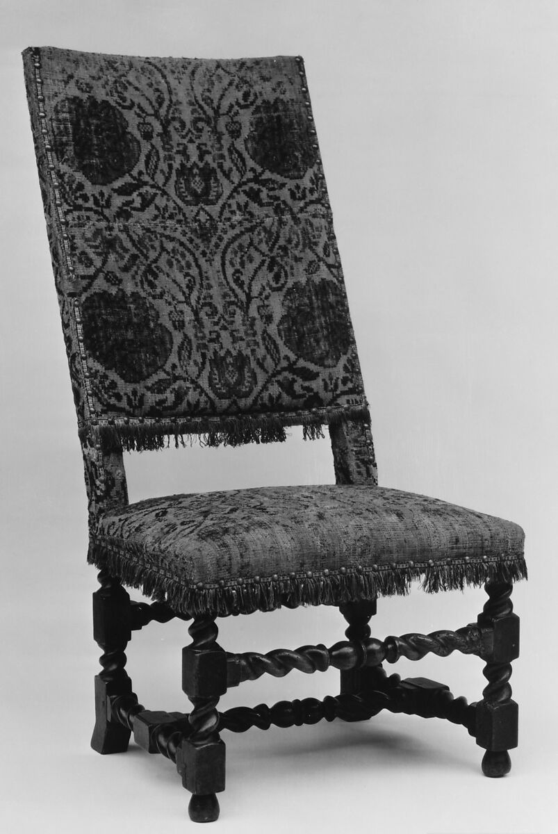Pair of chairs, Walnut, British