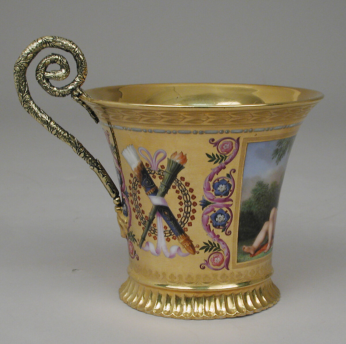 Cup (tasse Jasmin), part of Breakfast Service (déjeuner), Sèvres Manufactory (French, 1740–present), Hard-paste porcelain, silver gilt, French, Sèvres