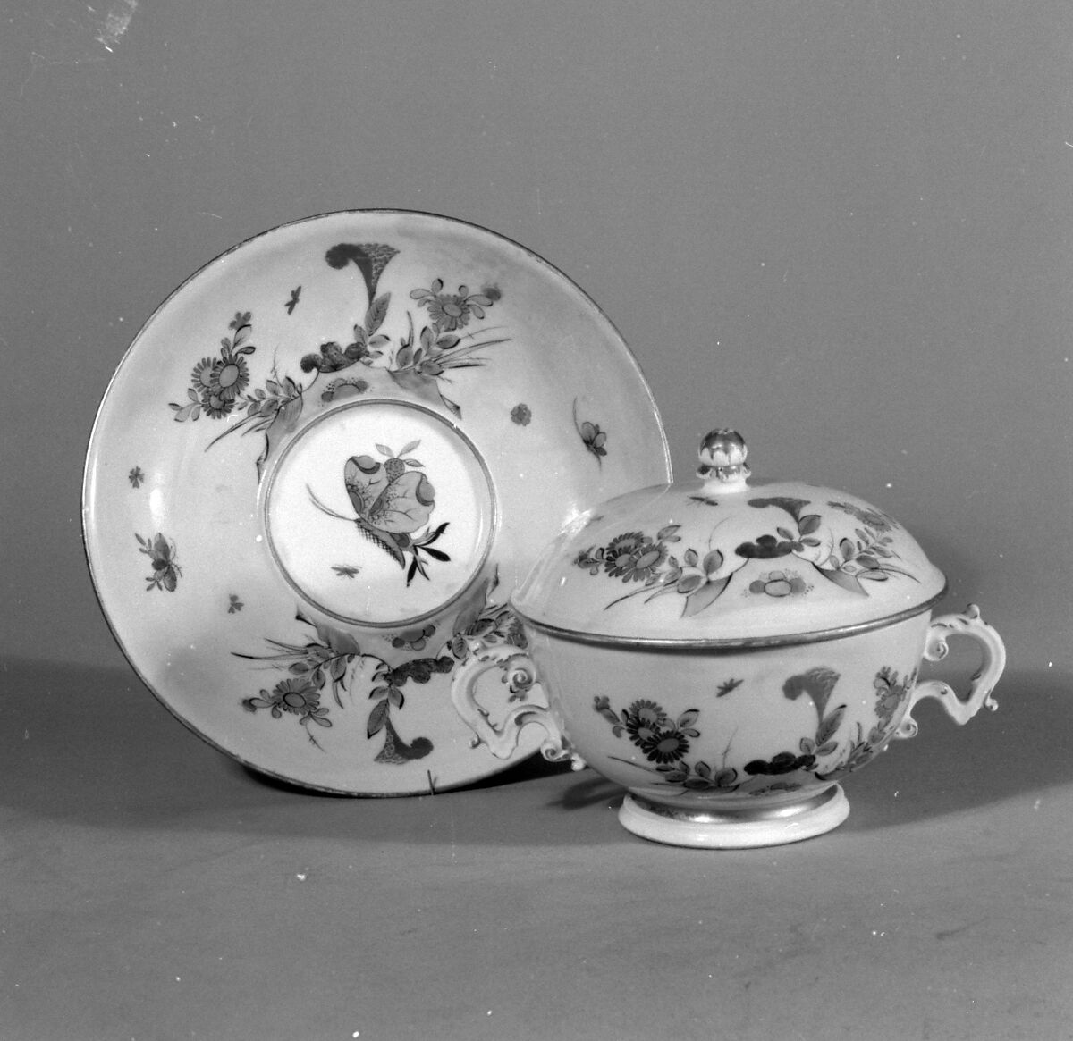 Porringer with cover and stand, Meissen Manufactory (German, 1710–present), Hard-paste porcelain, German, Meissen 