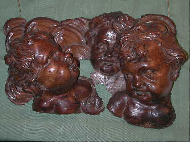 Group of cherub heads, Oak (?), Flemish 