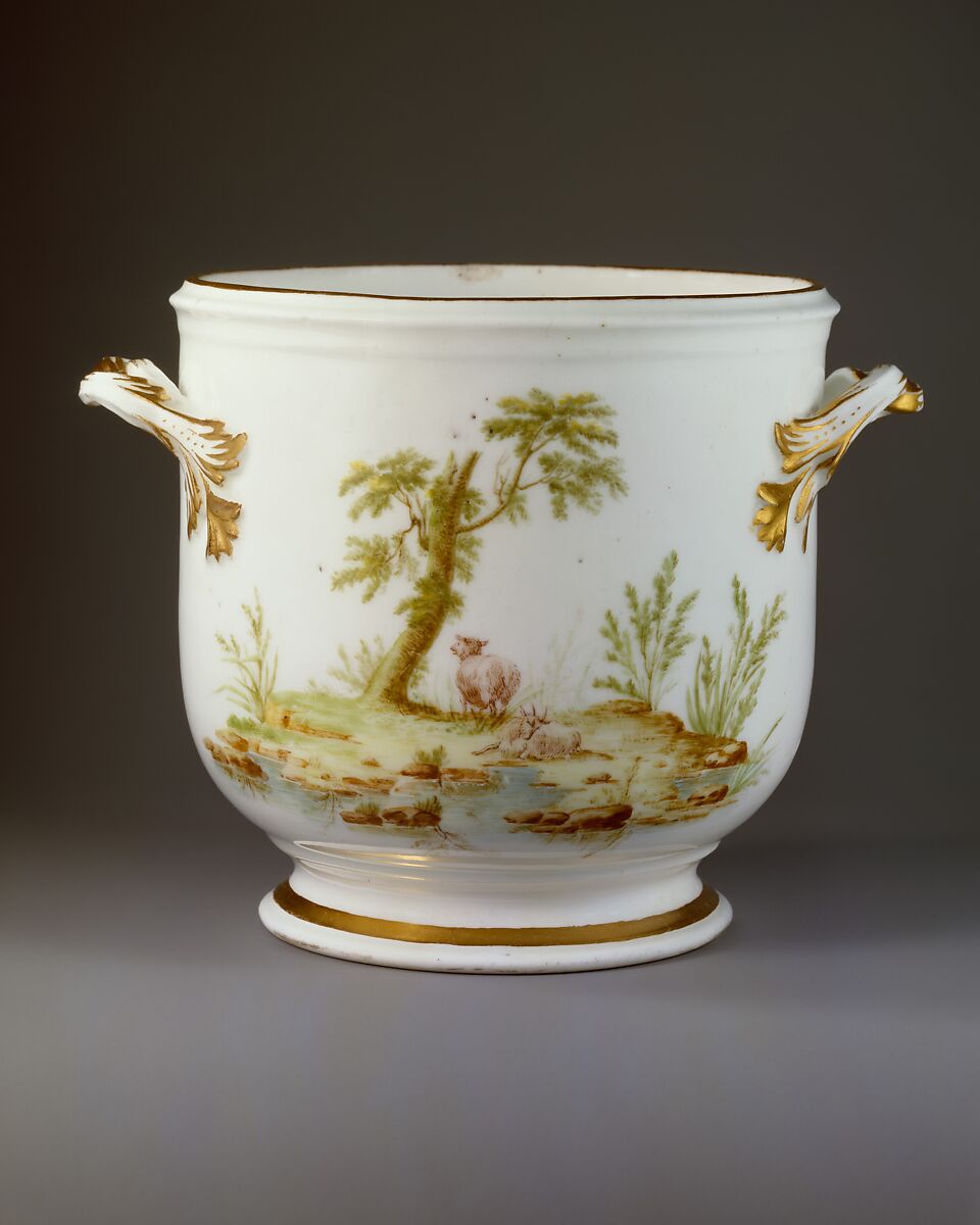 Wine cooler (seau à demi-bouteille) (one of a pair), Vincennes Manufactory (French, ca. 1740–1756), Soft-paste porcelain, French, Vincennes