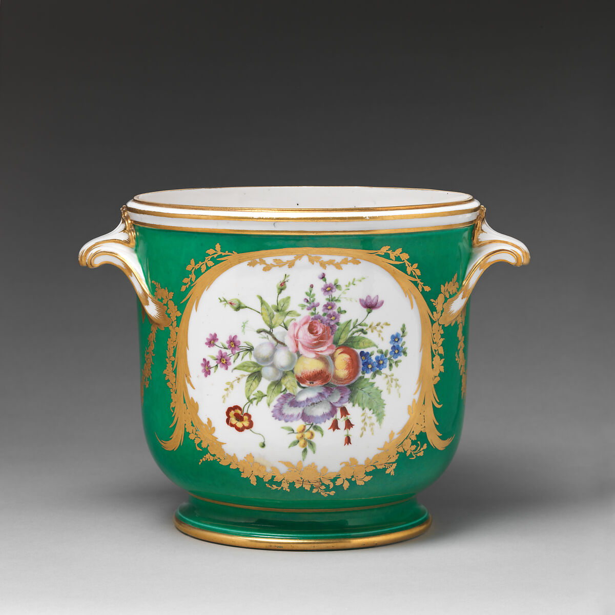 Bottle cooler (seau à bouteille) (part of a service), Sèvres Manufactory (French, 1740–present), Soft-paste porcelain, French, Sèvres