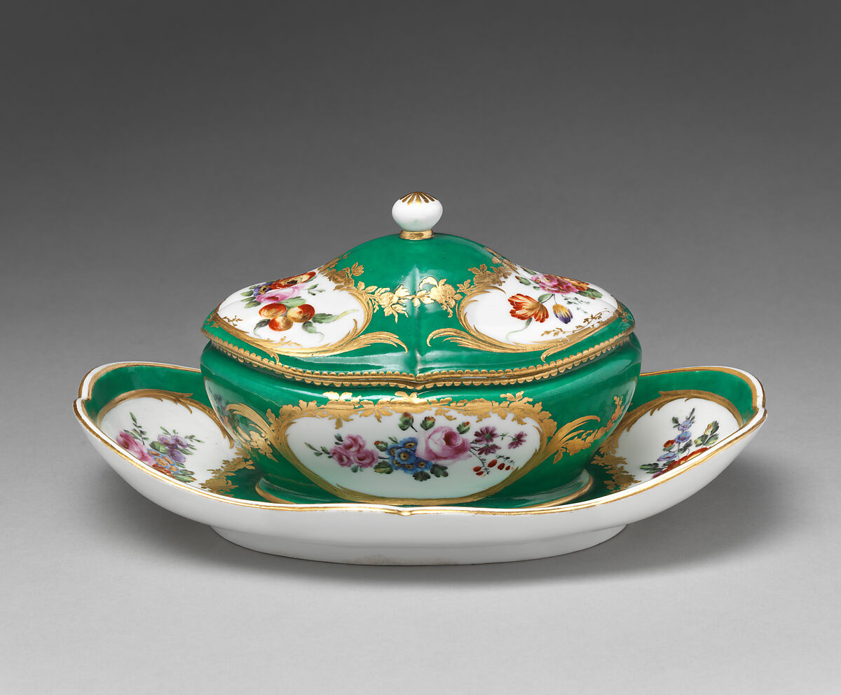 Sugar bowl (one of four) (part of a service), Sèvres Manufactory (French, 1740–present), Soft-paste porcelain, French, Sèvres 