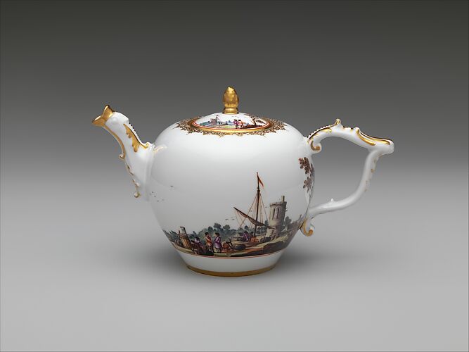 Teapot (part of a service)