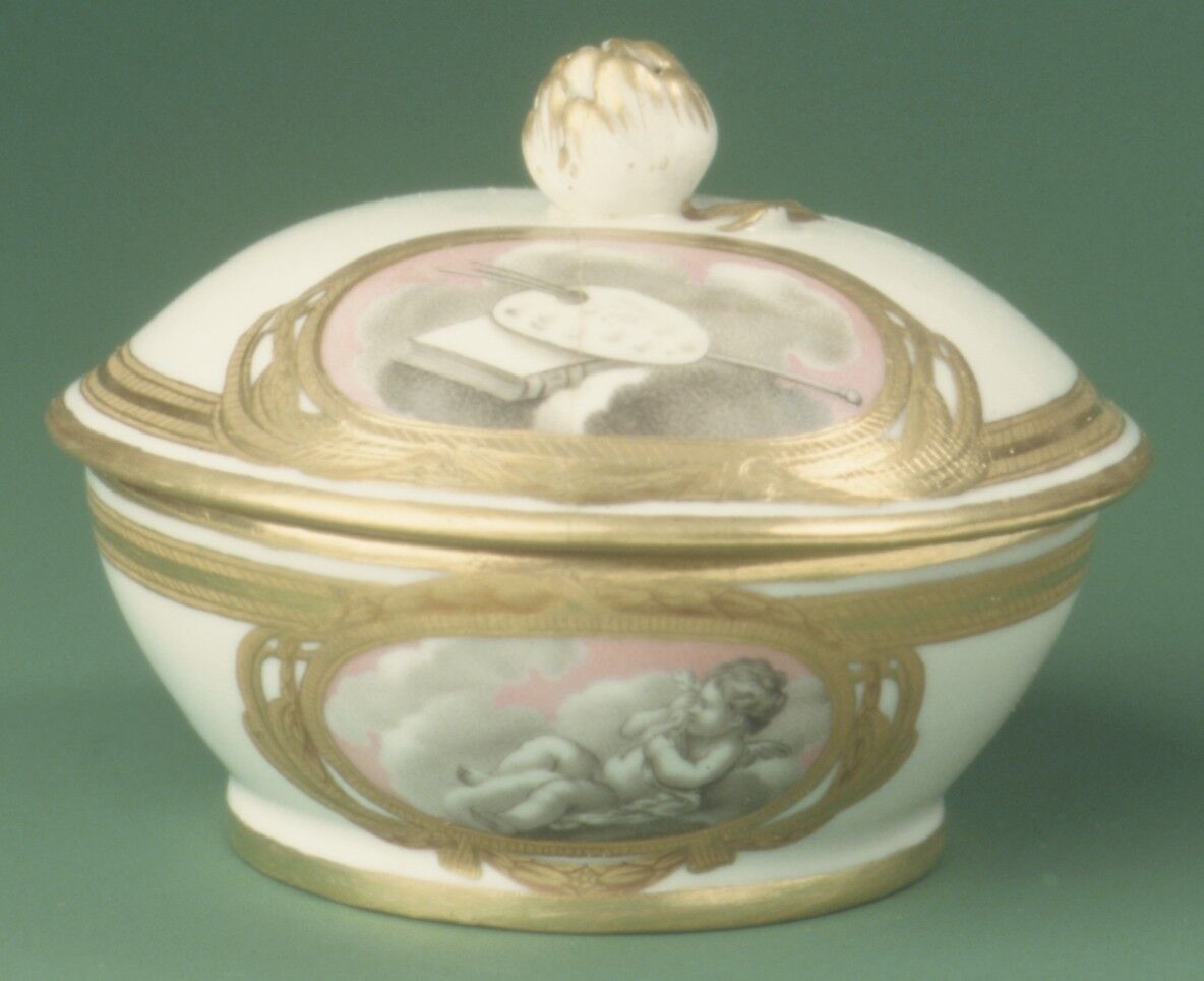 Sugar bowl (from a tea service), Imperial Porcelain Manufactory, St. Petersburg (Russian, 1744–present), Hard-paste porcelain, Russian, St. Petersburg 