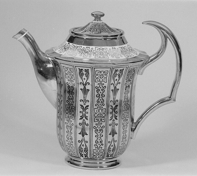 Coffeepot (part of a tea service), Imperial Porcelain Manufactory, St. Petersburg (Russian, 1744–present), Hard-paste porcelain, Russian, St. Petersburg 