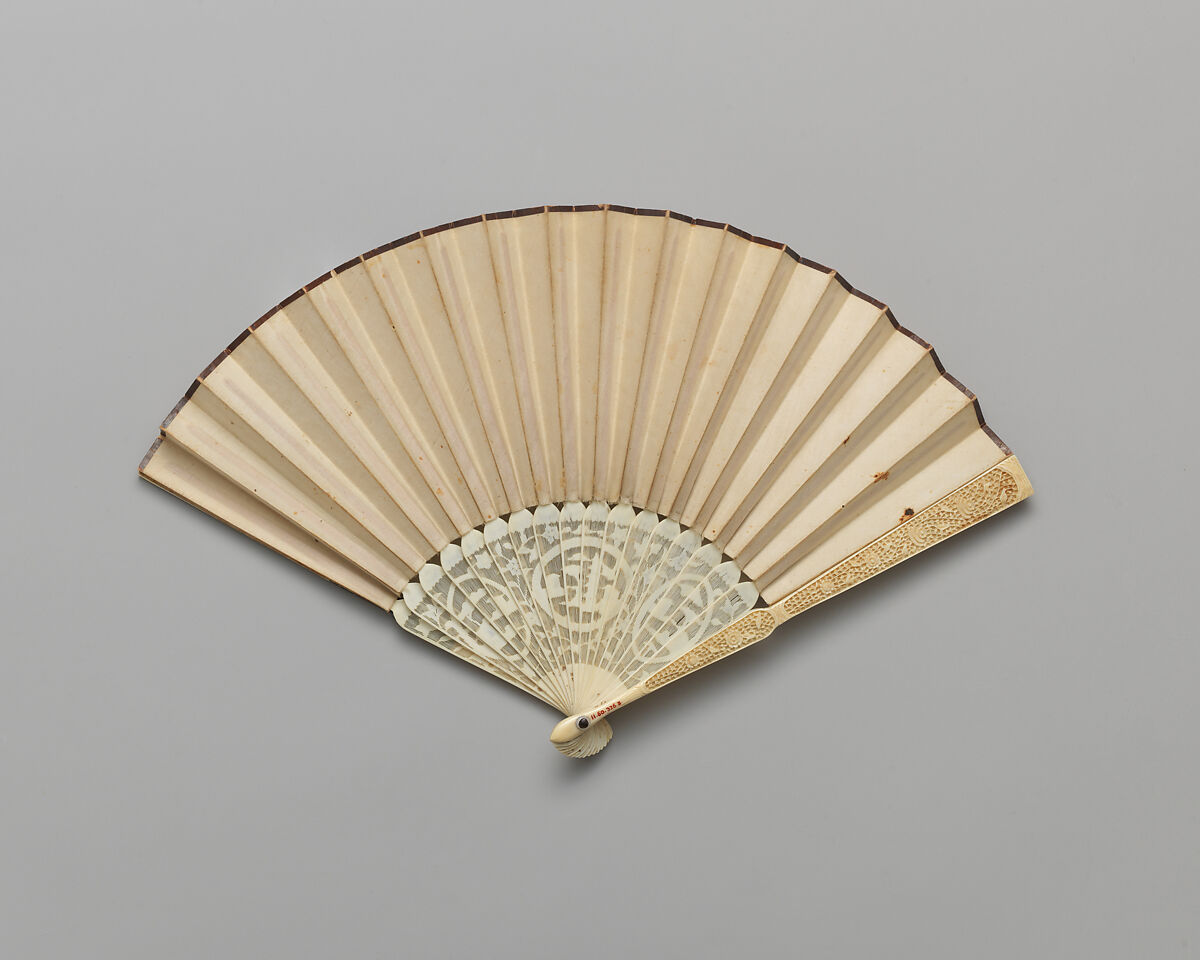 Folding Fan with Blank Leaf, and Carved Ivory Sticks, Paper and ivory, Chinese, for the European Market 
