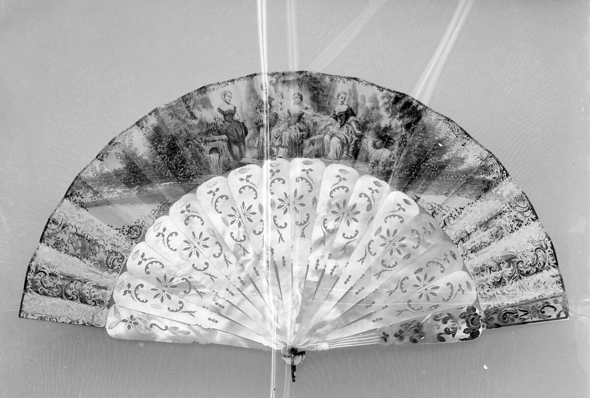 Fan, Paper, gilt, mother-of-pearl, French
