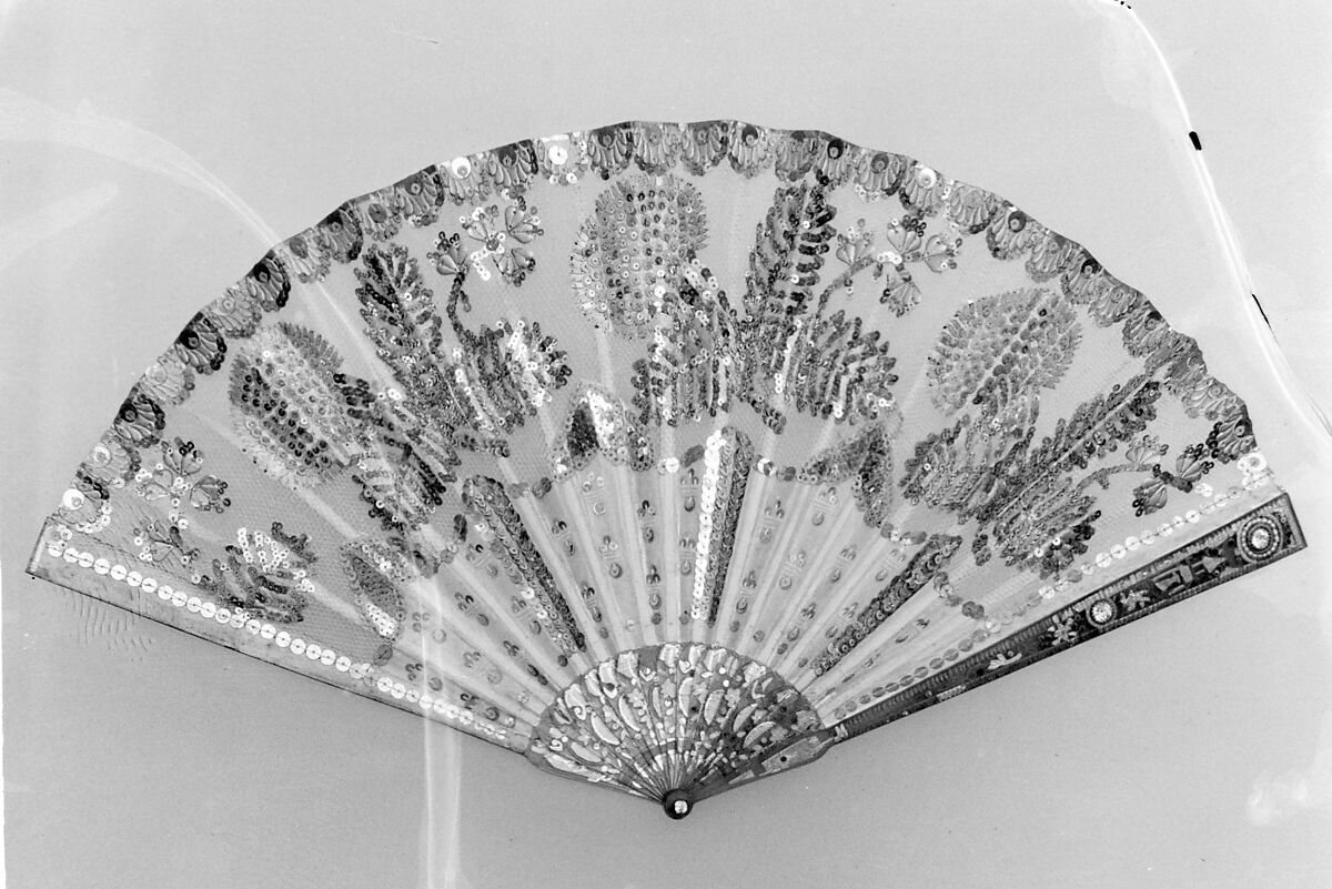 Fan, Silk, net, gold, horn, gilt, silver, paste jewels, imitation pearls, possibly Spanish 