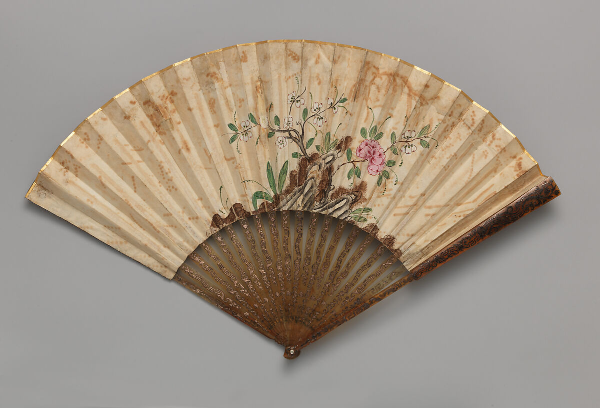 Folding Fan with Scene of Pedlars, Ladies, and a Playing Child, Paper, tortoiseshell, Chinese with European sticks