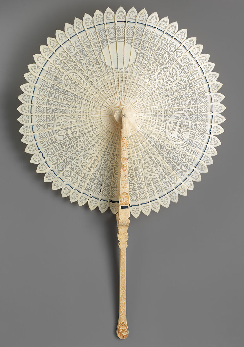 Brisé Cockade Fan, with Painted Floral Posy, Ivory, Chinese (Canton), for the European Market