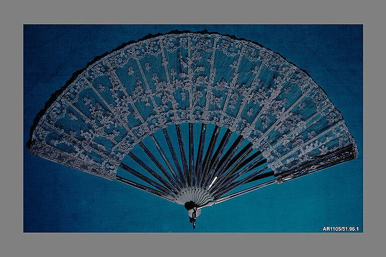 Fan, Lace, ivory, mother-of-pearl, gilt, Italian 