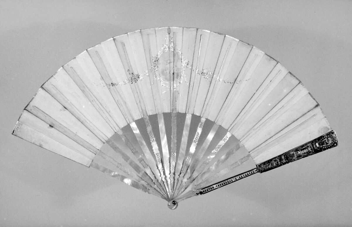 Fan, Paper, paint, mother-of-pearl, gold, silver, glass, French