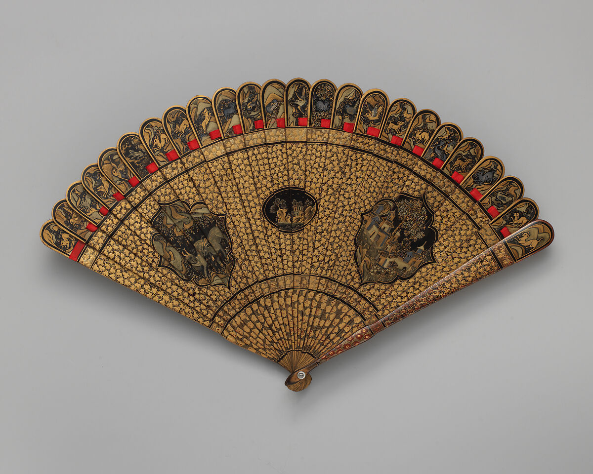 Brisé Fan, with representations of Chinese landscapes, Wood, Chinese, for the European Market