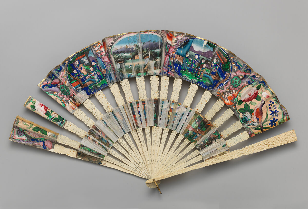 Folding Cabriolet Fan with Scene of Figures in a Courtyard Garden, Paper, ivory, Chinese, for the European Market