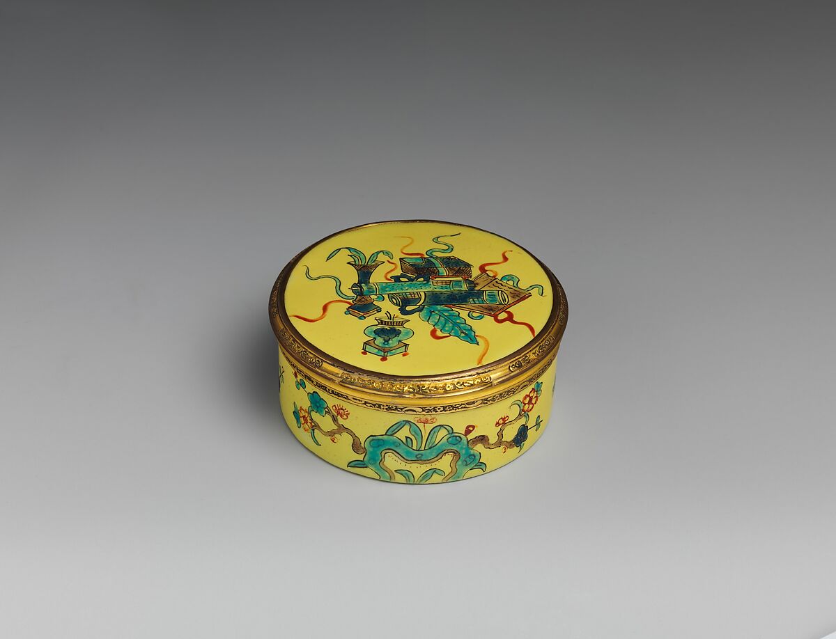 Snuffbox, possibly Saint-Cloud factory (French, mid-1690s–1766), Soft-paste porcelain, copper gilt, French, possibly Saint-Cloud 