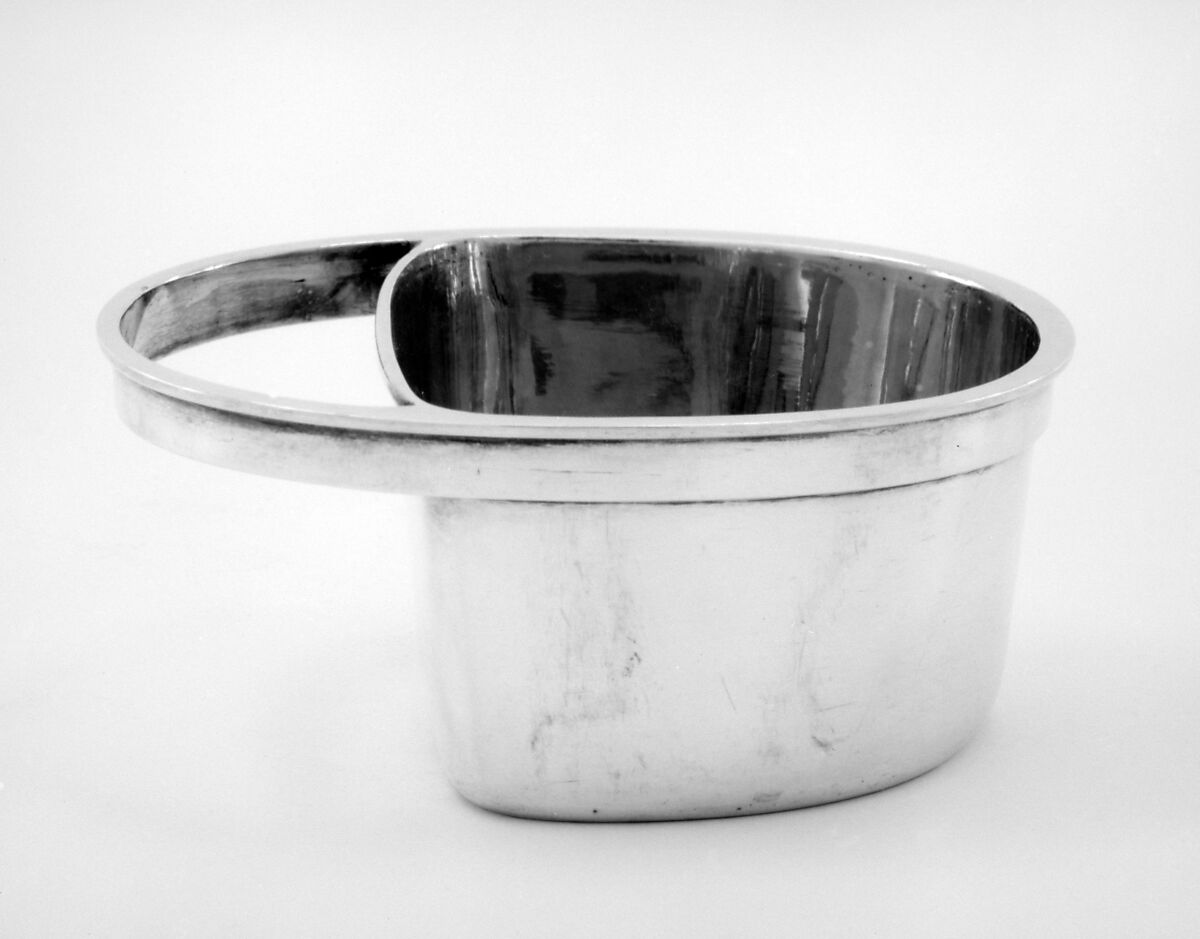 Shaving cup with cover and handle; soap dish (part of a set), Johann Bernhard Hertz (Hentz) (master 1834–1855), Silver; silver, ivory, Russian, St. Petersburg