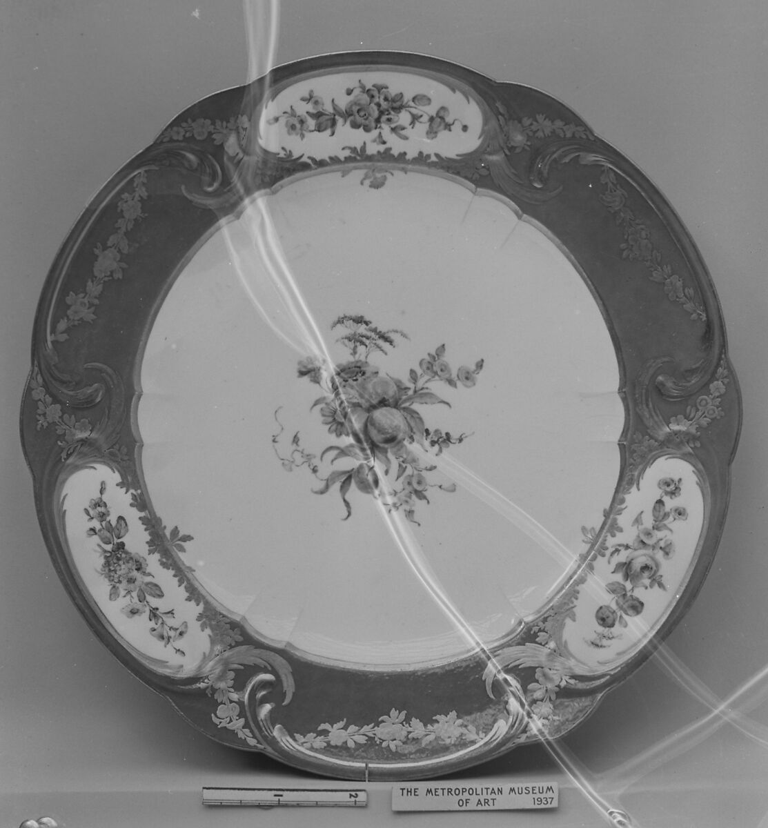 Plate (Assiette à palmes) (1 of 102) (part of a service), Sèvres Manufactory (French, 1740–present), Soft-paste porcelain, French, Sèvres 