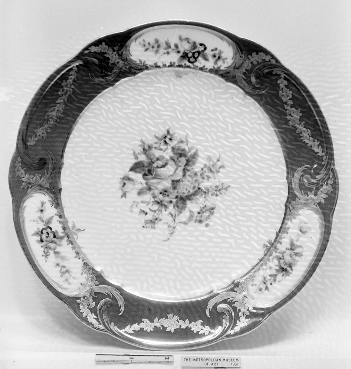 Plate (Assiette à palmes) (1 of 102) (part of a service), Sèvres Manufactory (French, 1740–present), Soft-paste porcelain, French, Sèvres 